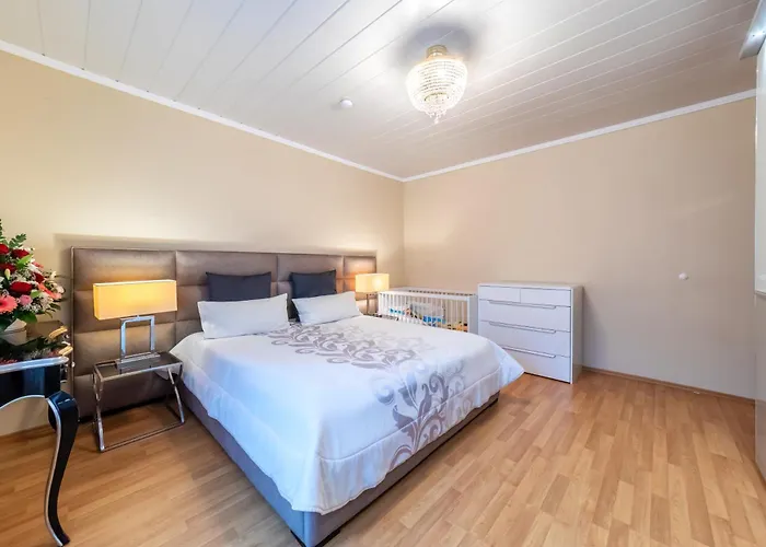 Pmc Business Apartments